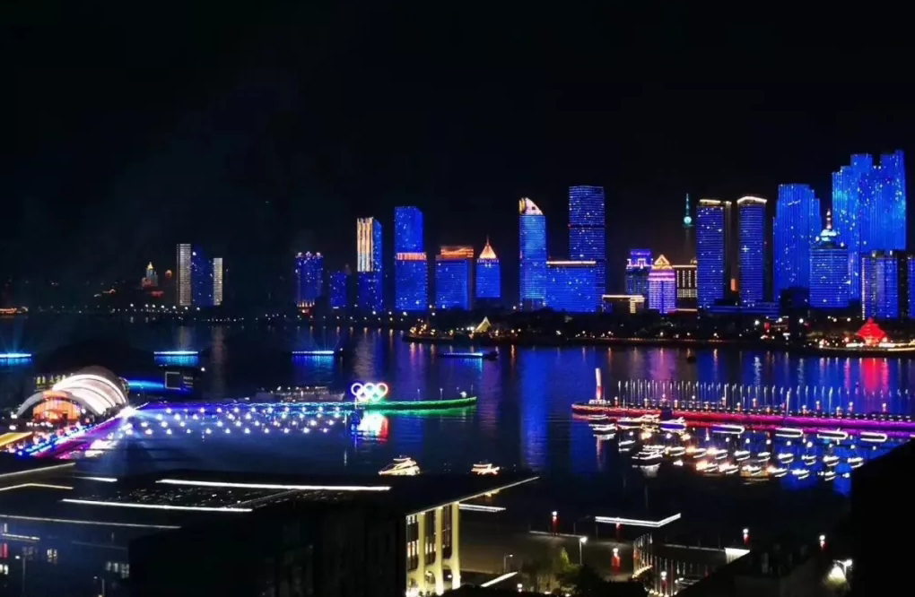 專業樓宇亮化黄瓜插逼视频